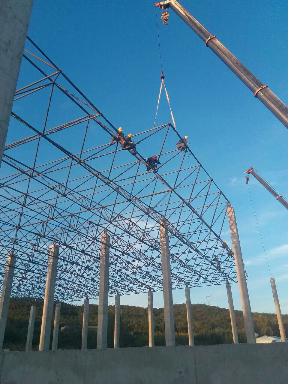 宁波汪清物流园网架